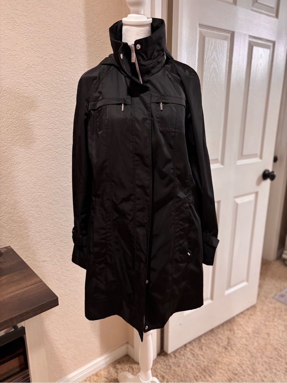 Calvin Klein Black Lightweight Trench Coat rain jacket with hoodie